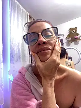 Snapshot of Goddess-Love- chatting on September 2025 09:23:02 AM Goddess-Love- online show from September 2025 09:23:02 AM
