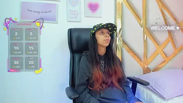 Goddess  Lilith online show from November 2025 02:43:02 AM