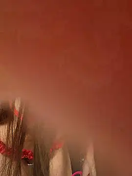 Snapshot of desiree-doux chatting on November 2025 09:41:02 PM desiree-doux online show from November 2025 09:41:02 PM