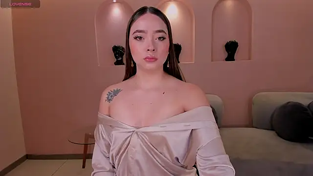 AlinaKravitz online show from March 2025 12:00:01 PM