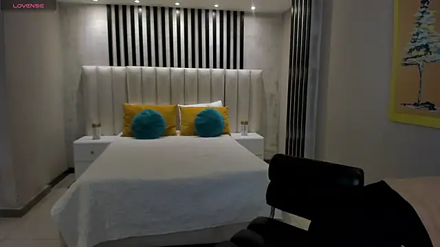 KaiaFerreira online show from November 2025 12:27:01 PM