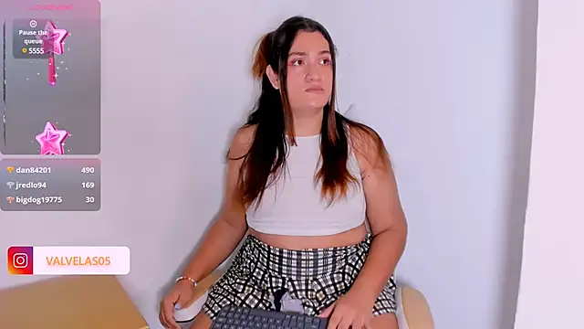 Valery Maravilla  online show from March 2025 03:52:02 AM