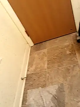 Snapshot of dvaughn3117 chatting on December 2024 05:48:01 PM dvaughn3117 online show from December 2024 05:48:01 PM