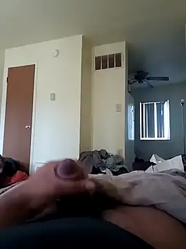 Snapshot of dvaughn3117 chatting on January 2025 04:48:02 PM dvaughn3117 online show from January 2025 04:48:02 PM