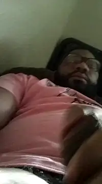 Snapshot of dvaughn3117 chatting on January 2025 07:56:02 PM dvaughn3117 online show from January 2025 07:56:02 PM