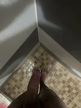 Snapshot of mylovetr1 chatting on December 2024 07:04:02 AM mylovetr1 online show from December 2024 07:04:02 AM