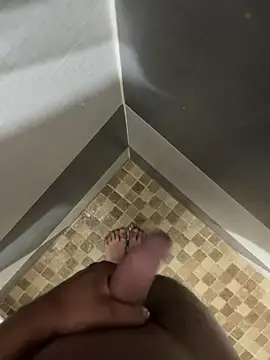 Snapshot of mylovetr1 chatting on March 2025 06:10:02 AM mylovetr1 online show from March 2025 06:10:02 AM