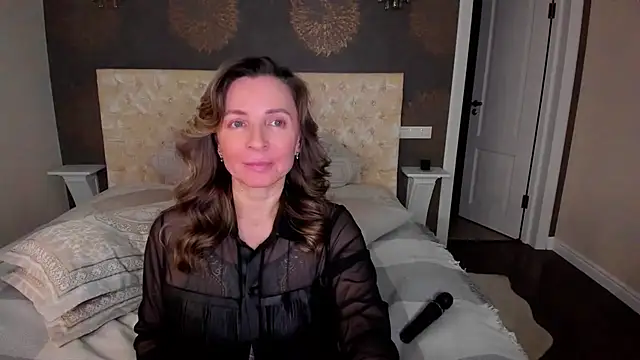 Snapshot of AllisonWilliams chatting on January 2025 08:42:01 PM AllisonWilliams online show from January 2025 08:42:01 PM