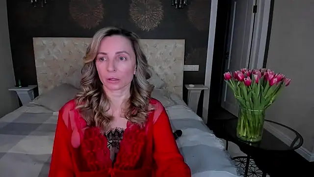 Snapshot of AllisonWilliams chatting on March 2025 05:17:02 PM AllisonWilliams online show from March 2025 05:17:02 PM