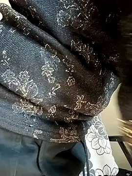 miaomiao520 online show from December 2024 07:37:01 AM