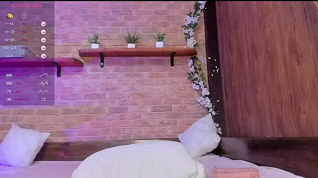 Lizzyvixxx online show from September 2025 08:31:02 AM