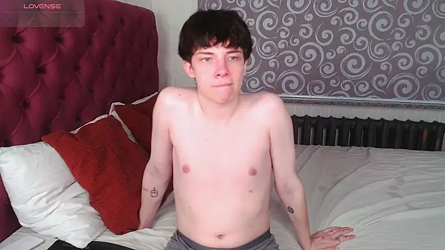 iwillfall online show from April 2026 11:57:01 PM