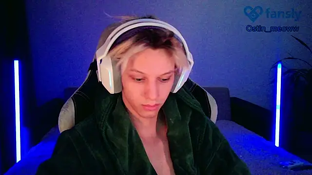 Ostin meow online show from February 2025 12:47:01 PM