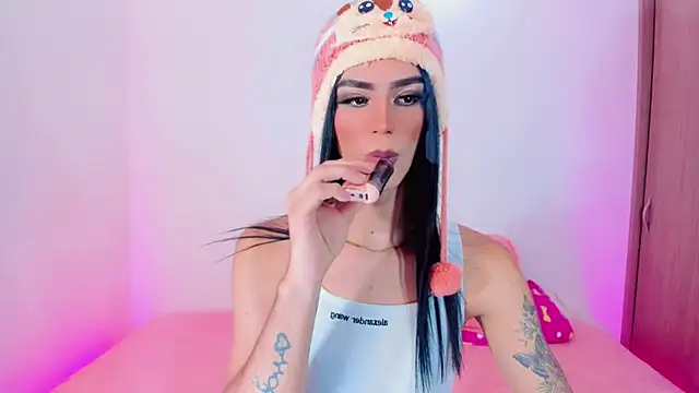 Snapshot of Ashley_Reminton chatting on March 2025 06:49:01 AM Ashley Reminton online show from March 2025 06:49:01 AM