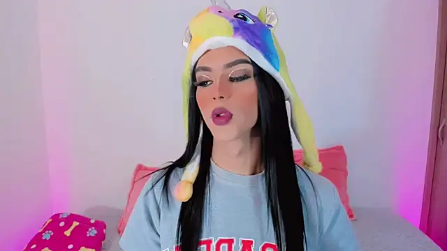 Snapshot of Ashley_Reminton chatting on March 2025 07:38:01 PM Ashley Reminton online show from March 2025 07:38:01 PM