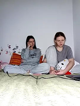 ella grays online show from March 2026 06:44:02 PM