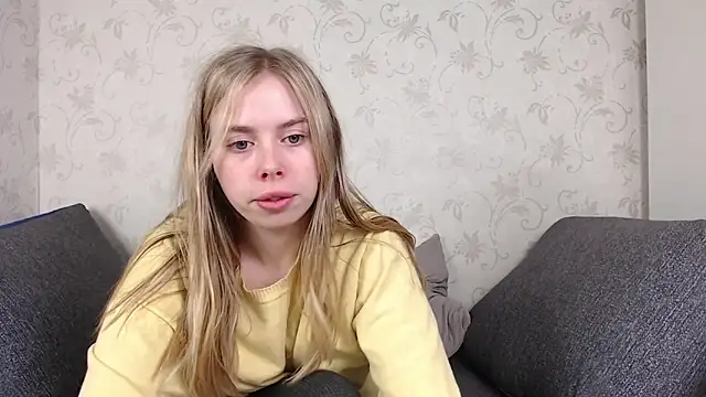 sofiaa here online show from March 2026 12:04:02 AM