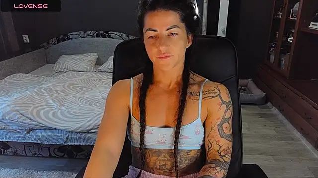 Aria Dl online show from October 2025 07:20:02 AM