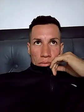 FlacoDani online show from October 2025 11:21:02 AM