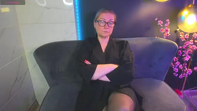 AlexandraKind online show from January 2025 04:51:02 PM