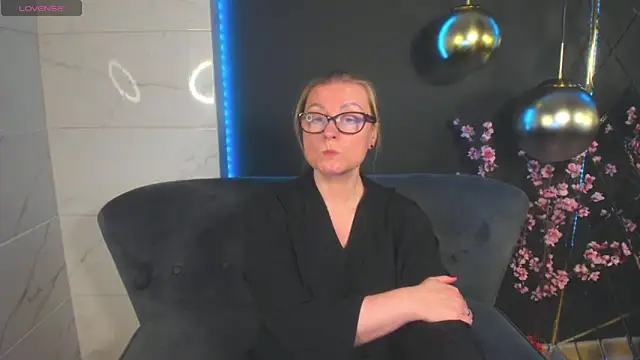 AlexandraKind online show from January 2025 01:56:02 AM