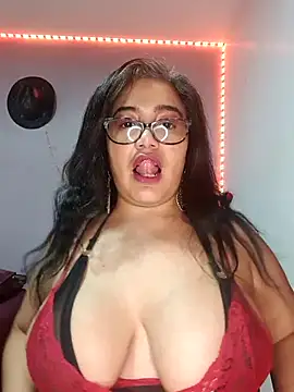 Snapshot of Katrina_The_Kitty chatting on January 2025 12:05:02 AM Katrina The Kitty online show from January 2025 12:05:02 AM