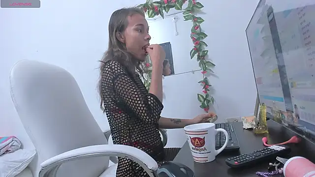 lulu 25  online show from December 2024 03:09:02 PM