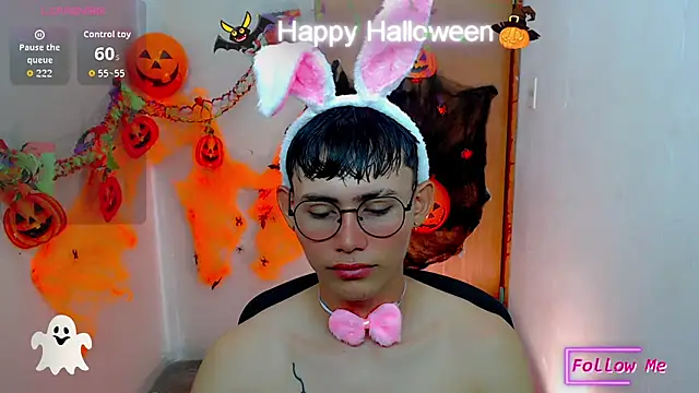 Snapshot of tanjiro_cute chatting on October 2025 09:43:01 AM tanjiro cute online show from October 2025 09:43:01 AM