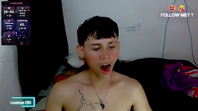 Snapshot of tanjiro_cute chatting on November 2025 11:04:02 PM tanjiro cute online show from November 2025 11:04:02 PM