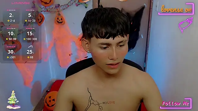 Snapshot of tanjiro_cute chatting on November 2025 03:18:02 AM tanjiro cute online show from November 2025 03:18:02 AM