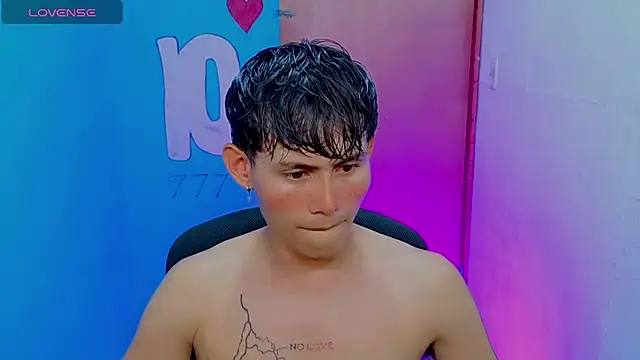 tanjiro cute online show from April 2026 03:15:01 AM