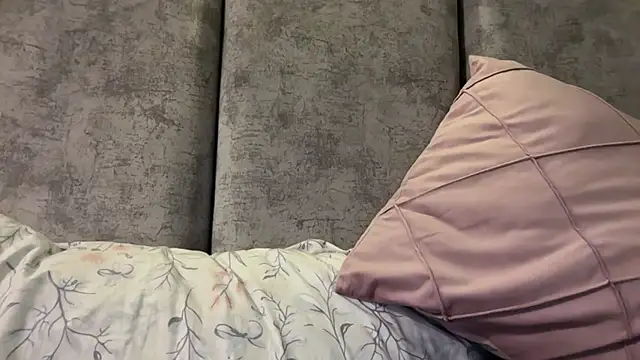 Snapshot of Gabby_cruz_ chatting on December 2024 06:15:02 AM Gabby cruz online show from December 2024 06:15:02 AM