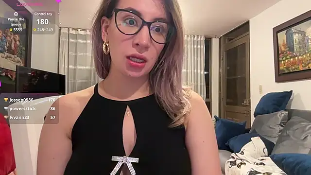 Snapshot of Gabby_cruz_ chatting on December 2024 12:53:02 AM Gabby cruz online show from December 2024 12:53:02 AM