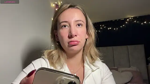 Snapshot of Gabby_cruz_ chatting on January 2025 04:34:01 AM Gabby cruz online show from January 2025 04:34:01 AM