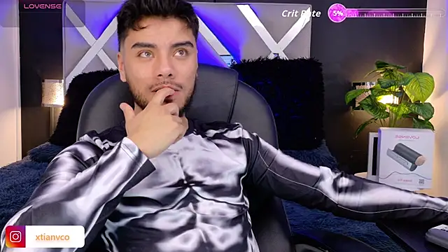 Tommidubois online show from January 2026 04:04:01 AM