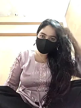 Magical Girl- online show from October 2025 03:37:02 AM