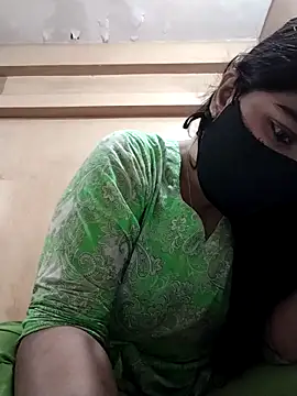 Magical Girl- online show from October 2025 03:20:02 AM