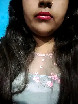 Snapshot of Love-Veronica chatting on February 2026 12:47:02 PM Love-Veronica online show from February 2026 12:47:02 PM