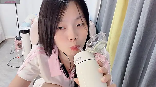 Lena-yyds online show from January 2026 01:57:01 PM