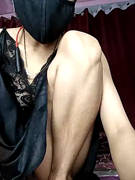 Snapshot of Amzing-Couple chatting on January 2025 12:19:02 PM Amzing-Couple online show from January 2025 12:19:02 PM