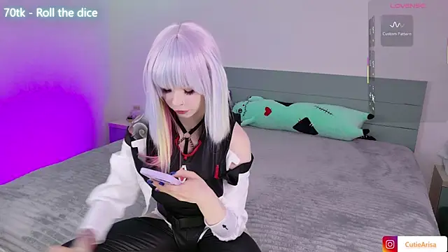 Lust One  online show from April 2026 06:21:01 PM