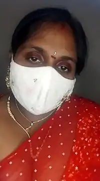 Snapshot of Sexy_Radhikaa chatting on March 2025 01:18:02 PM Sexy Radhikaa online show from March 2025 01:18:02 PM