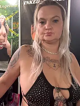 Inked blondi online show from September 2025 03:38:01 PM