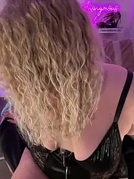 CurvyAnonymousGirl89 online show from March 2026 09:14:02 PM