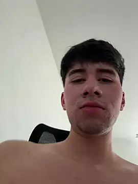 Whike Dark online show from April 2026 10:32:01 PM