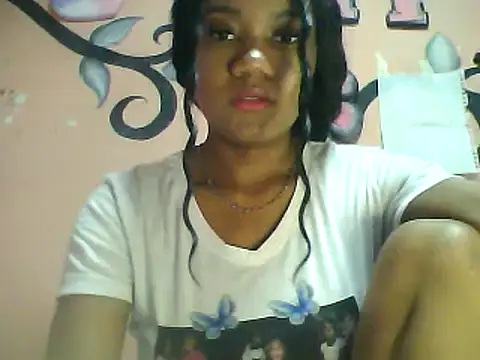 Fariana01 online show from February 2025 10:33:01 PM