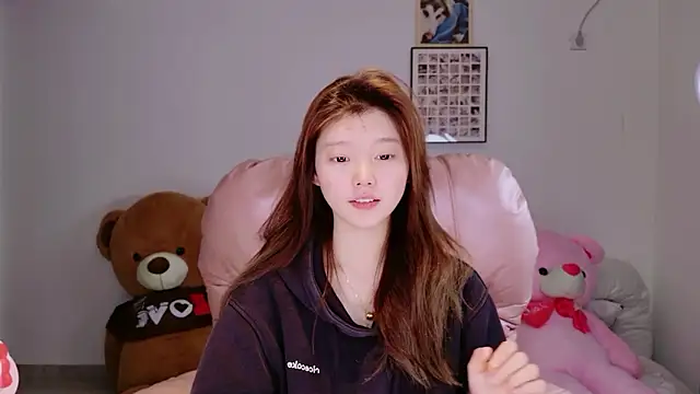 yangyang-1115 online show from April 2026 04:48:01 AM