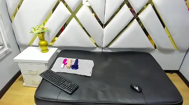 alaha evans online show from February 2025 03:09:02 AM