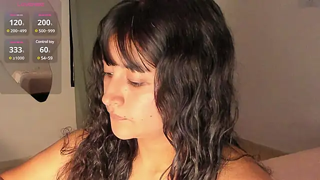 Snapshot of Lady_Rey chatting on January 2025 02:06:02 AM Lady Rey online show from January 2025 02:06:02 AM