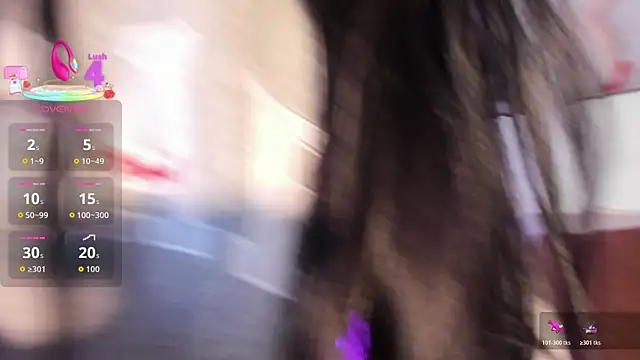 Snapshot of Ella_Rousse chatting on November 2025 12:49:02 PM Ella Rousse online show from November 2025 12:49:02 PM